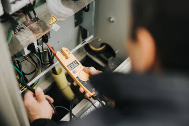 Best Licensed Electrician  in Magnolia, OH